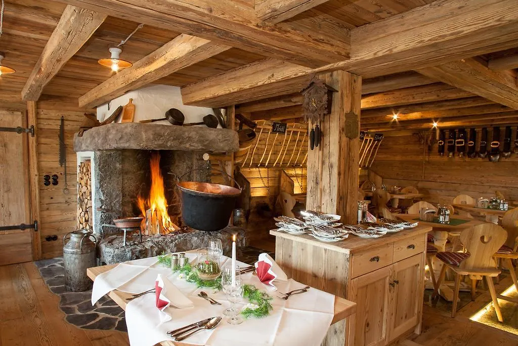 Groebl-Alm Hotel Mittenwald