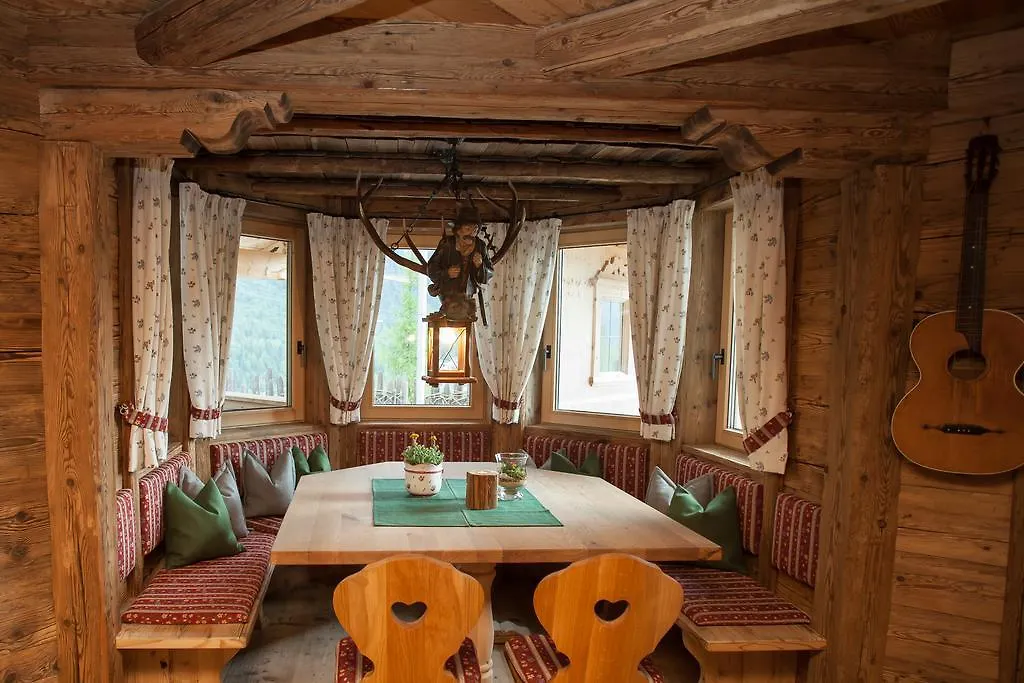 Groebl-Alm Hotel Mittenwald
