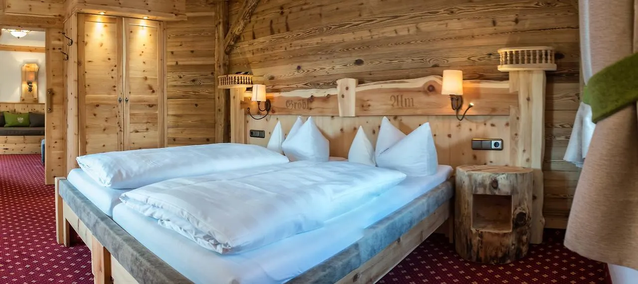 Groebl-Alm Hotel Mittenwald 3*,  Germany