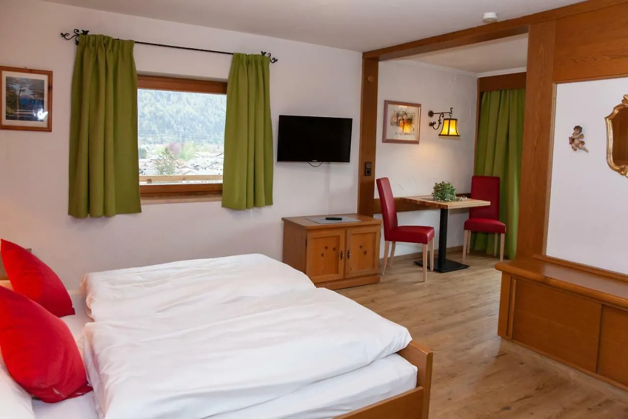 Groebl-Alm Hotel Mittenwald